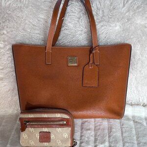 Dooney Bourke Bag and Wallet Set